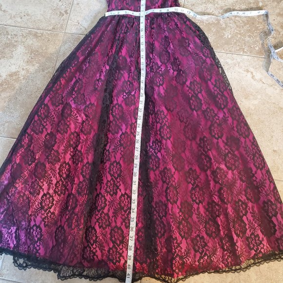 the  prom dress black and red lace - Picture 10 of 10